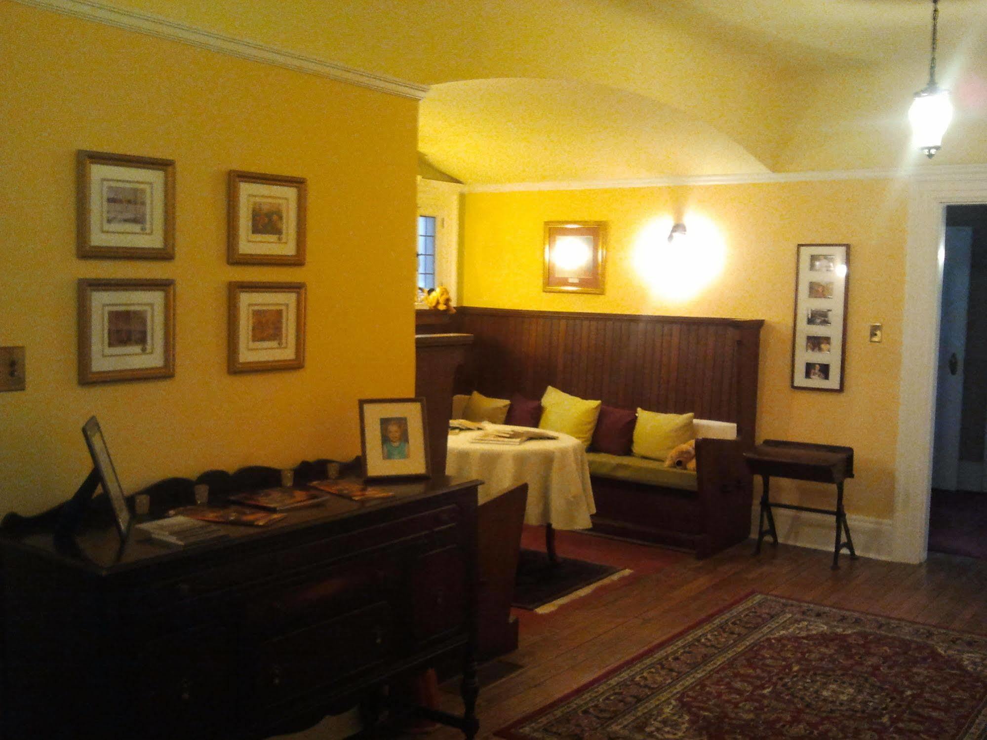 Springbank House Inn Sainte-Catherine Buitenkant foto